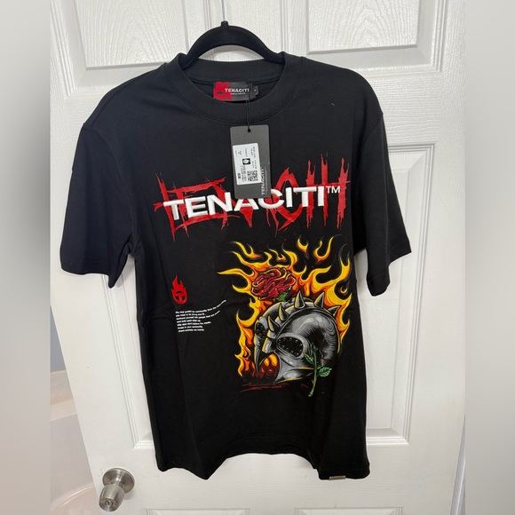 Tenaciti size small! - Picture 1 of 4